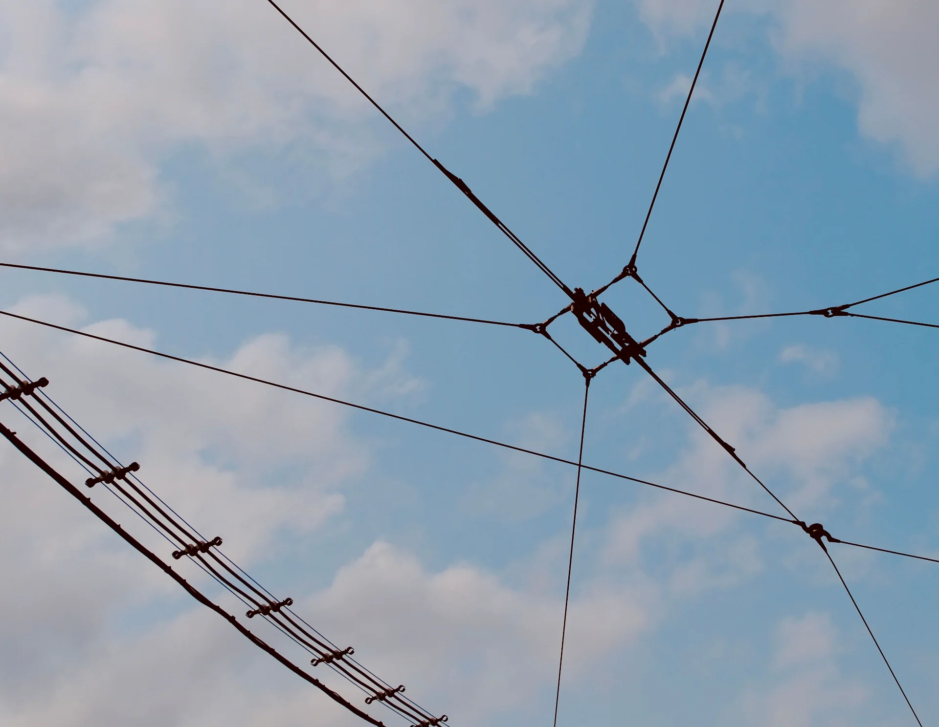 wireline-in-the-sky.jpg